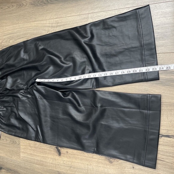 NEW Soft Surroundings Rivka Faux Leather Pants Size Large Wide Leg Cropped $120 - Picture 9 of 10